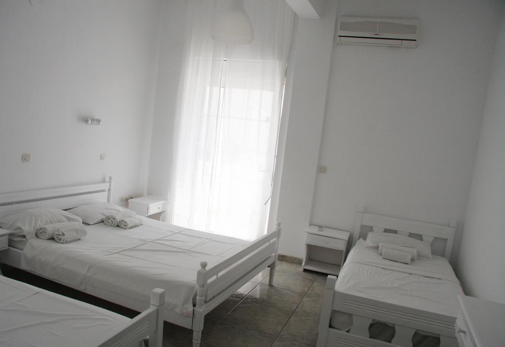 Armadoros Hotel / Ios Backpackers المظهر الخارجي الصورة