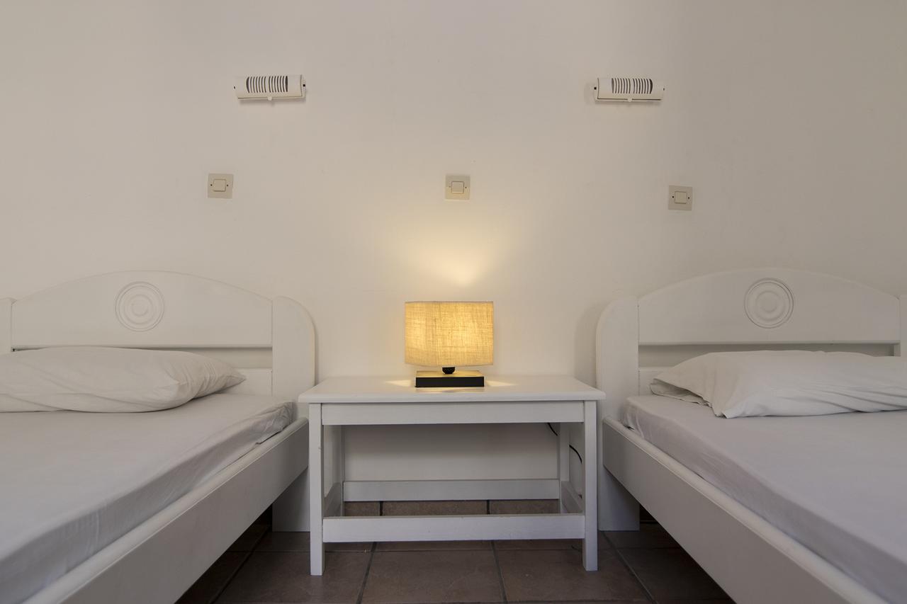 Armadoros Hotel / Ios Backpackers المظهر الخارجي الصورة