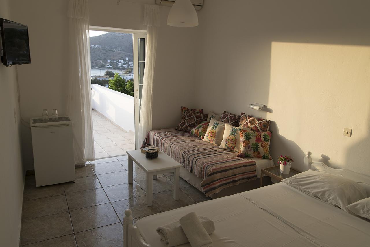 Armadoros Hotel / Ios Backpackers المظهر الخارجي الصورة