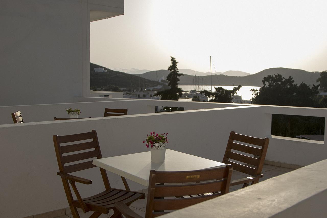Armadoros Hotel / Ios Backpackers المظهر الخارجي الصورة