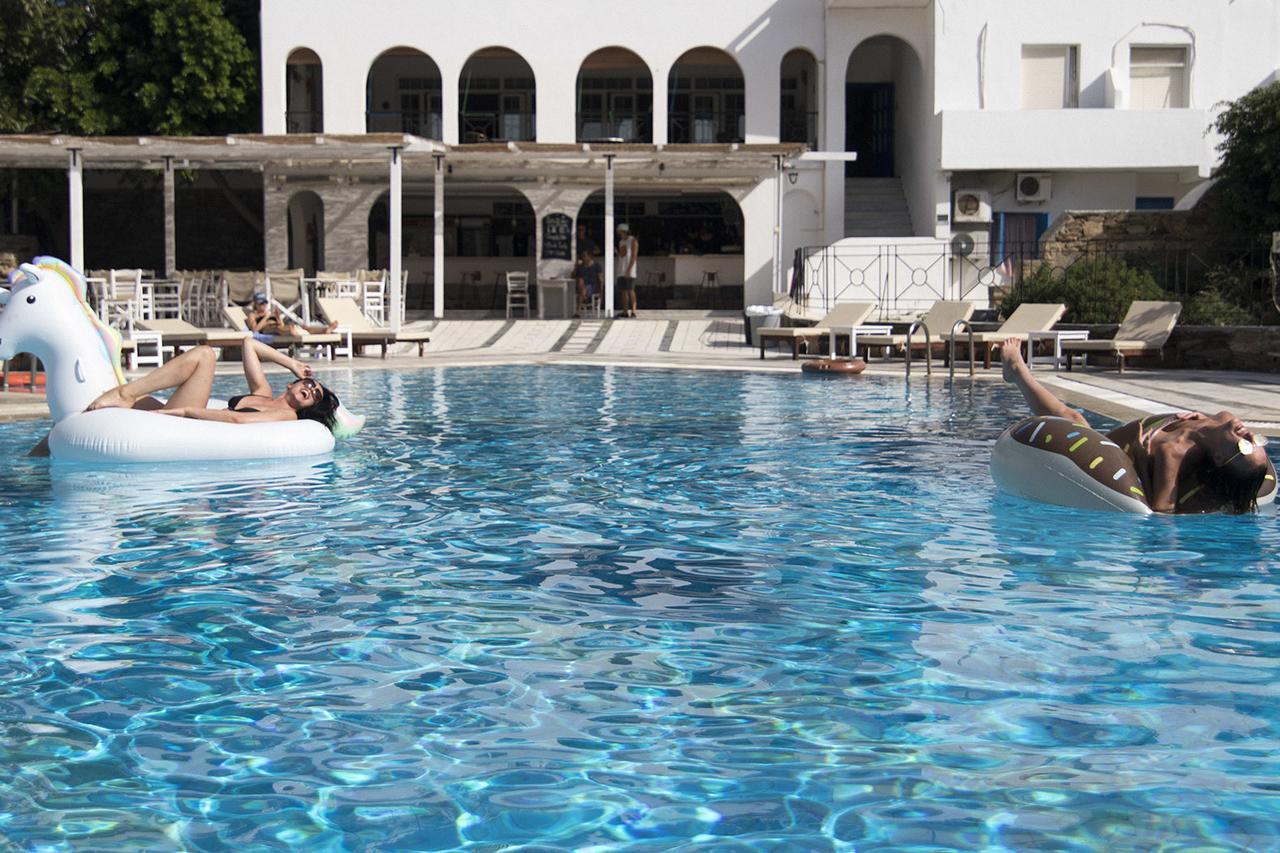 Armadoros Hotel / Ios Backpackers المظهر الخارجي الصورة
